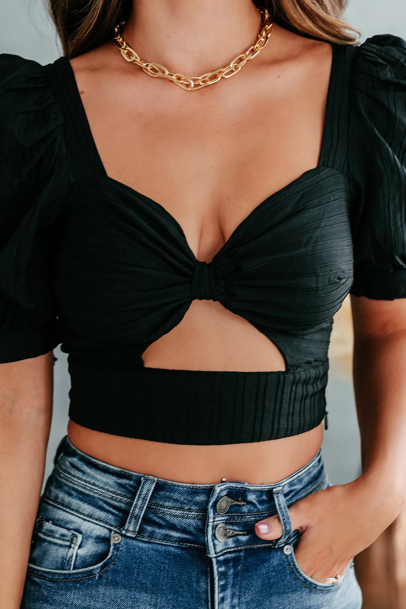 Anette Cross Tie Back Cutout Crop Top (Black)