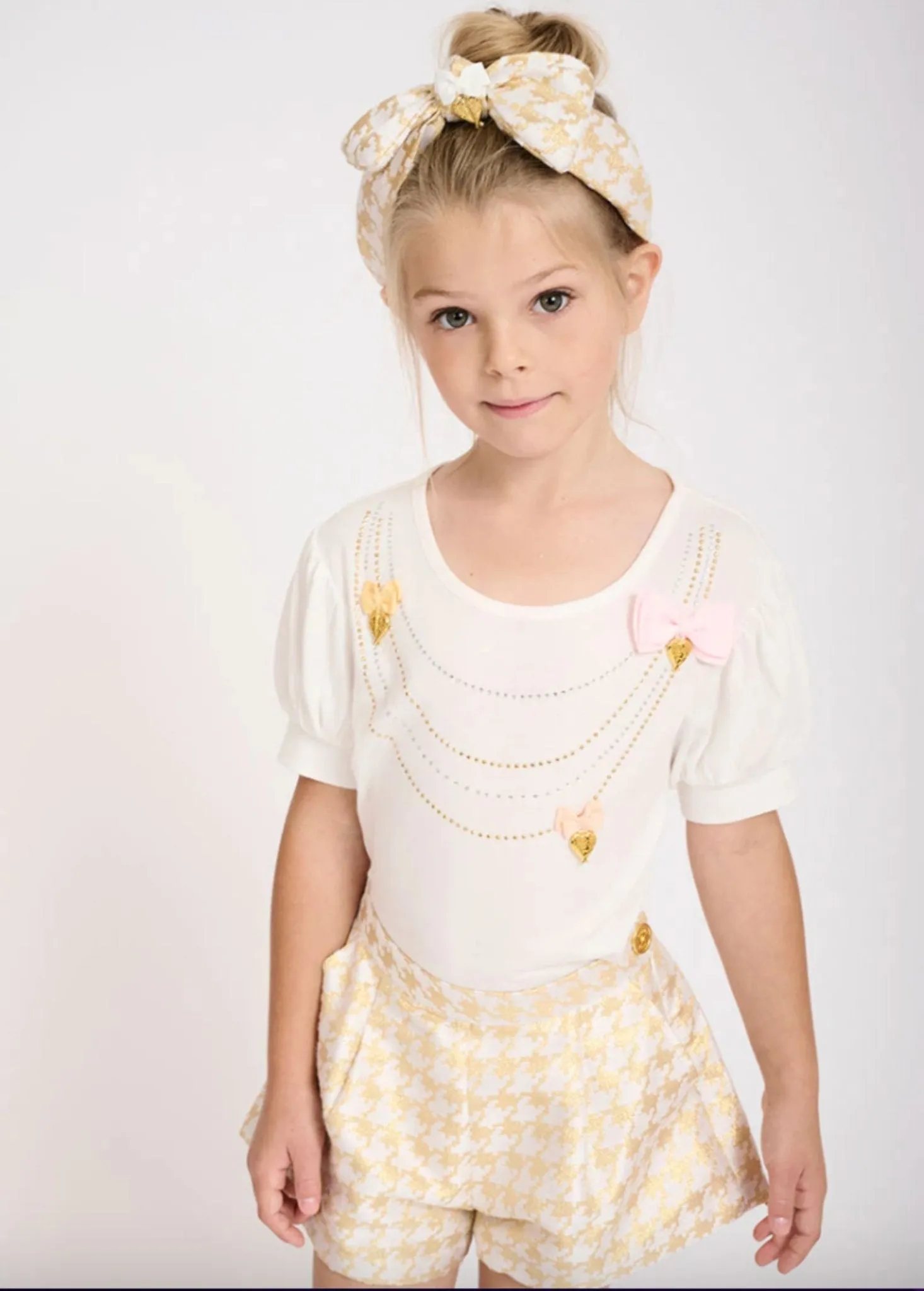 Angel's Face Girls Goldie Tee In Snowdrop