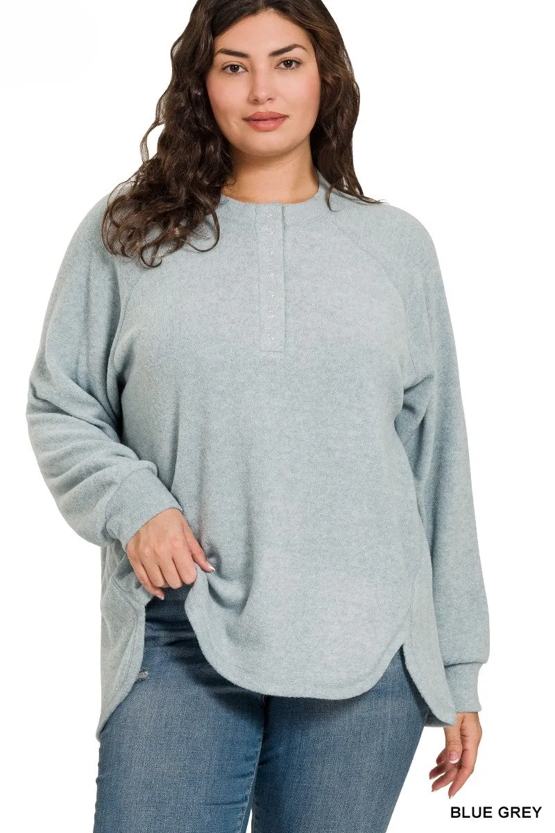 CURVY HENLEY PLACKET SWEATER