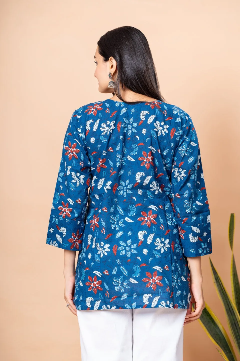 Ekisha's women blue designer floral printed cotton tunic top short kurti