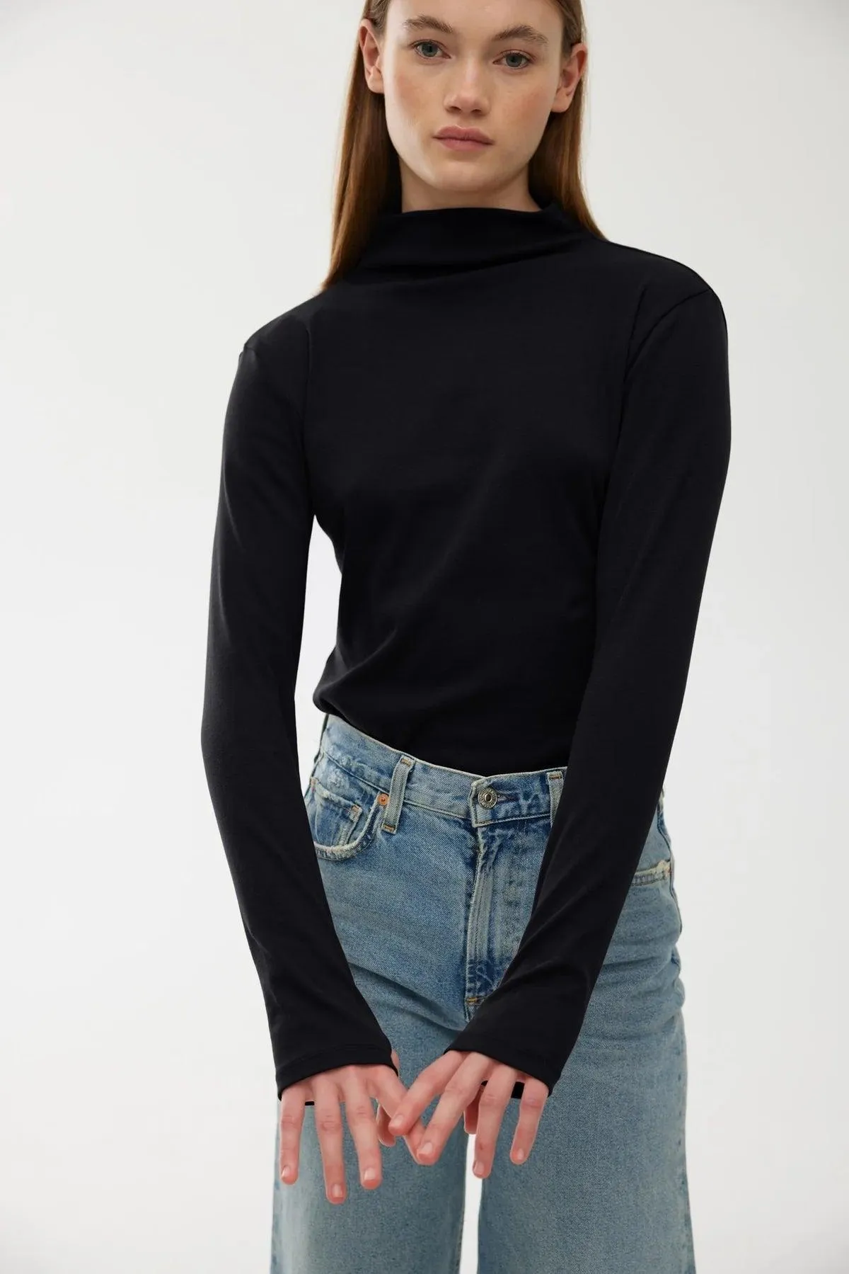 Kinney Fleur Top in Black