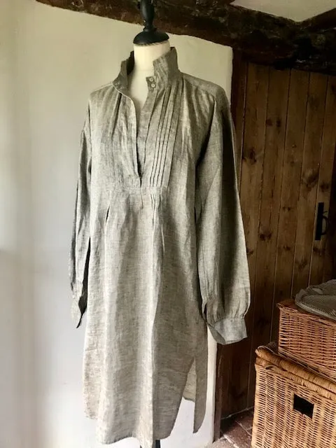 Moss Linen Artists Tunic