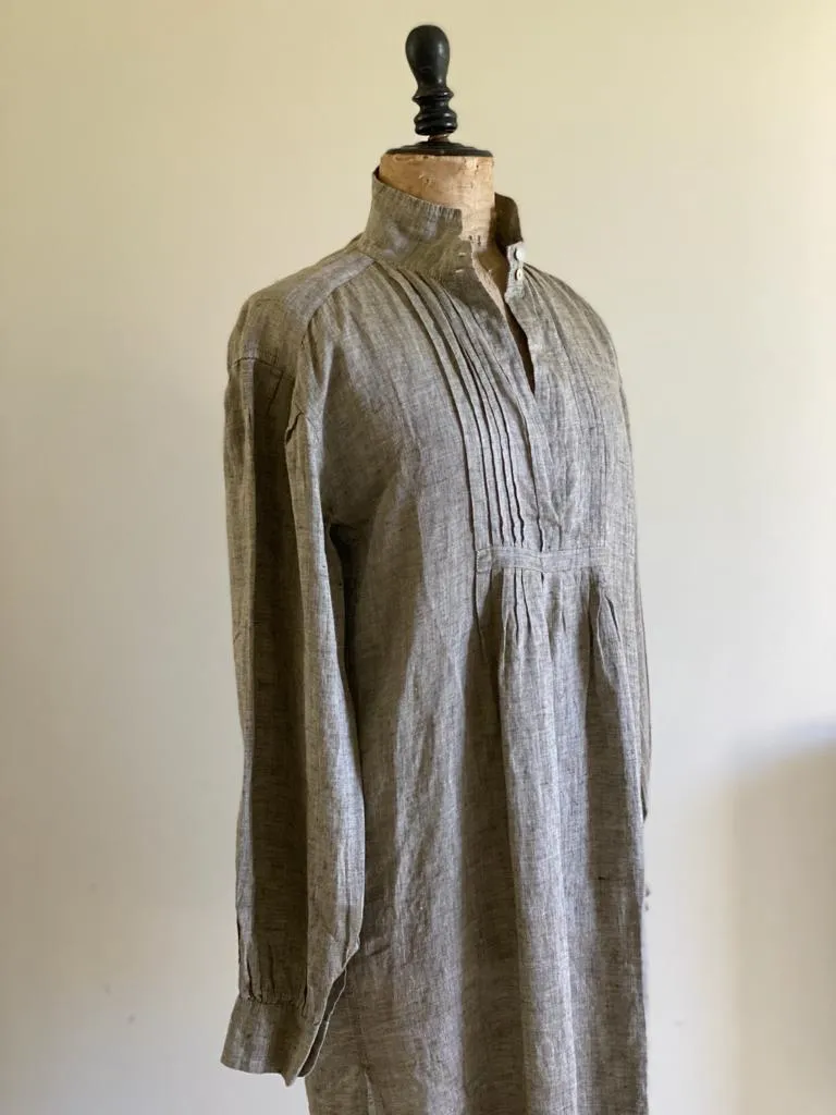 Moss Linen Artists Tunic