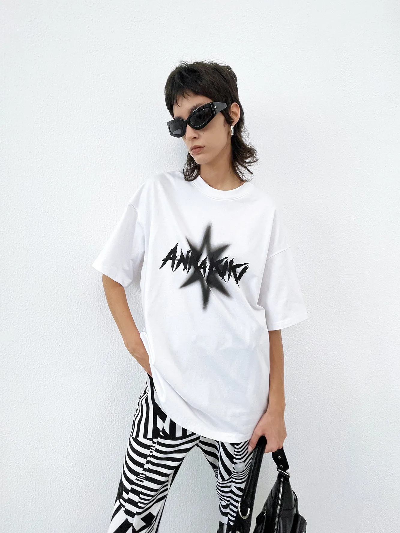 Spiked four-pointed star print loose T-shirt