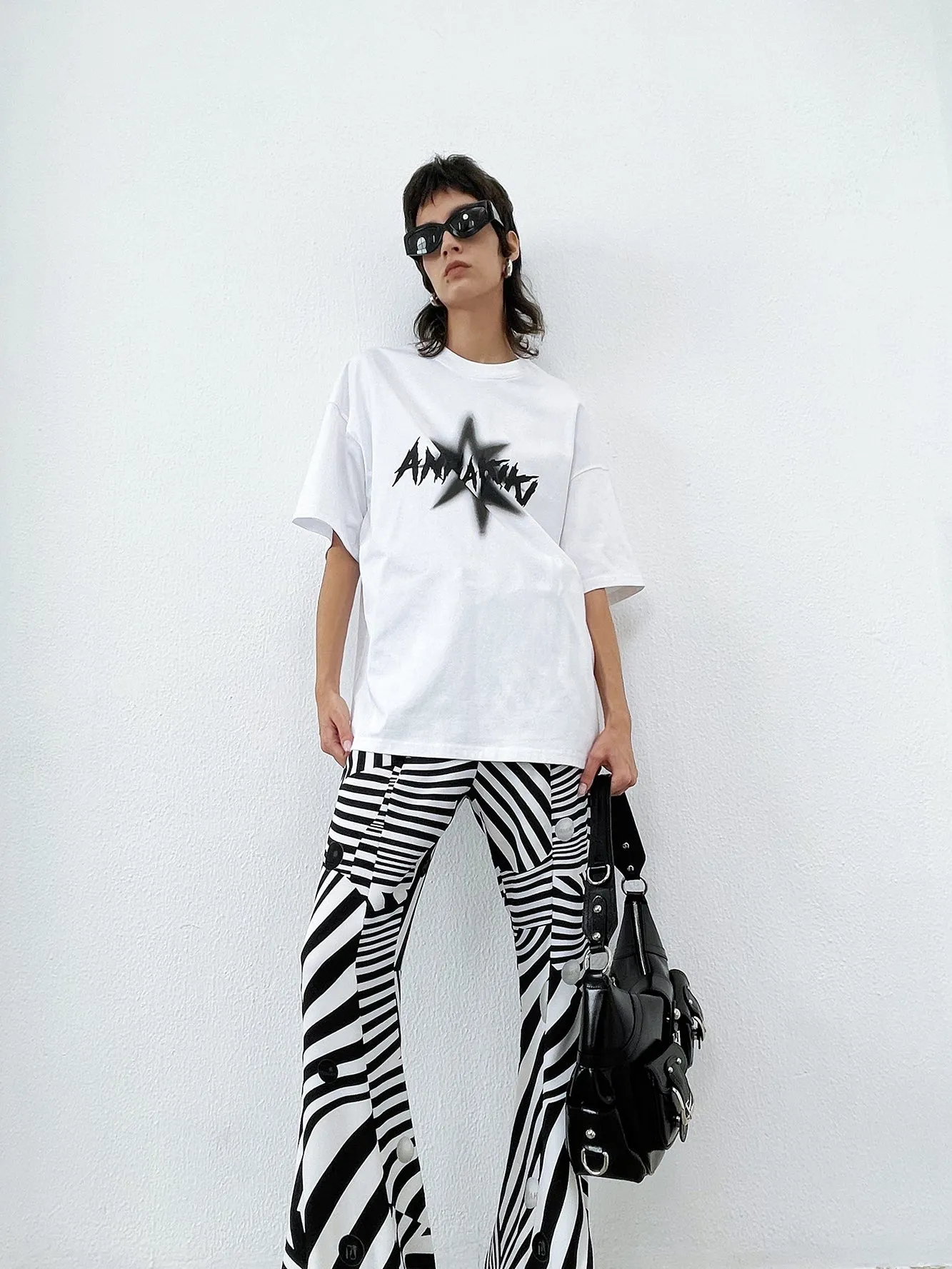 Spiked four-pointed star print loose T-shirt