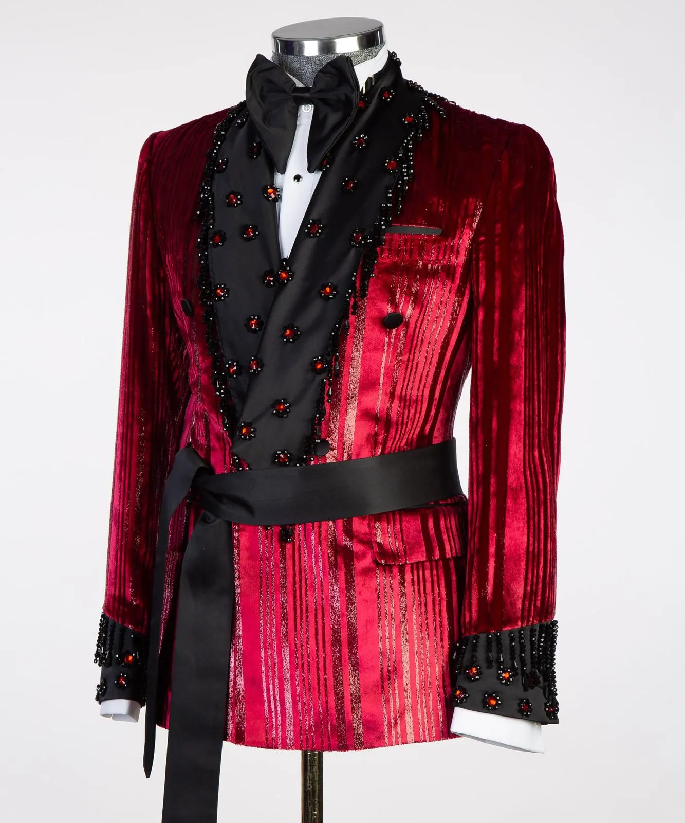 Stoned Fringed Collar Red Black Shining Tuxedo