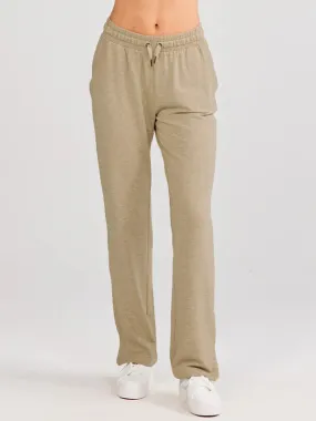 tasc Performance Women's Studio Sweatpant in Desert Heather